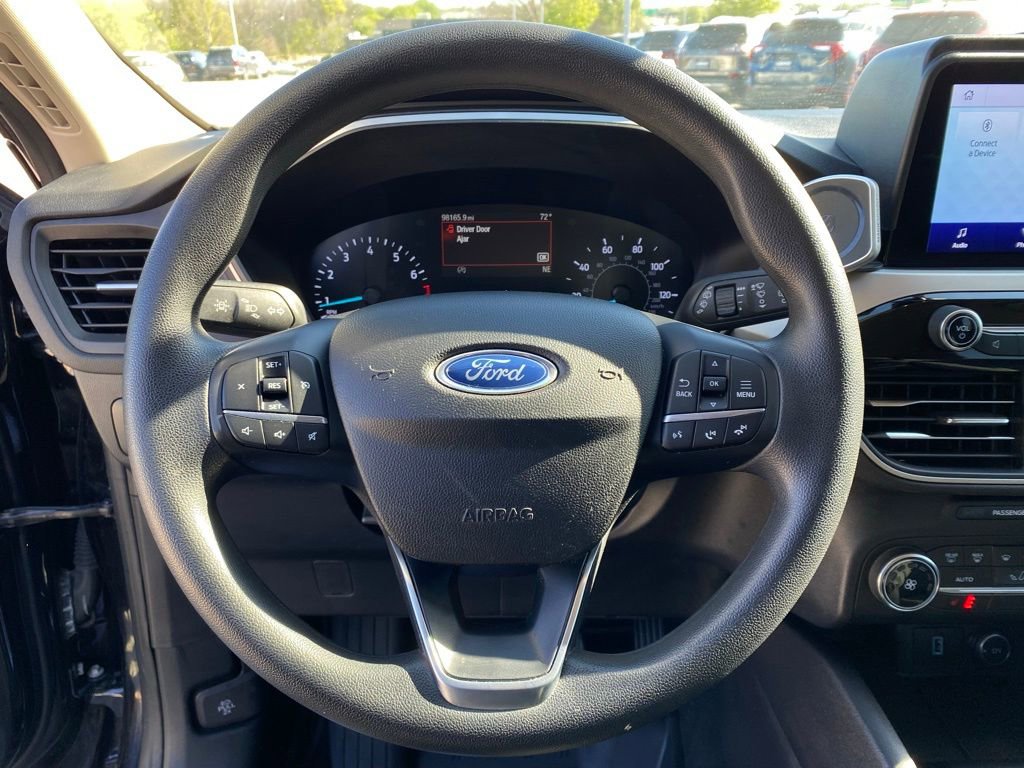 Used 2020 Ford Escape SE image 13