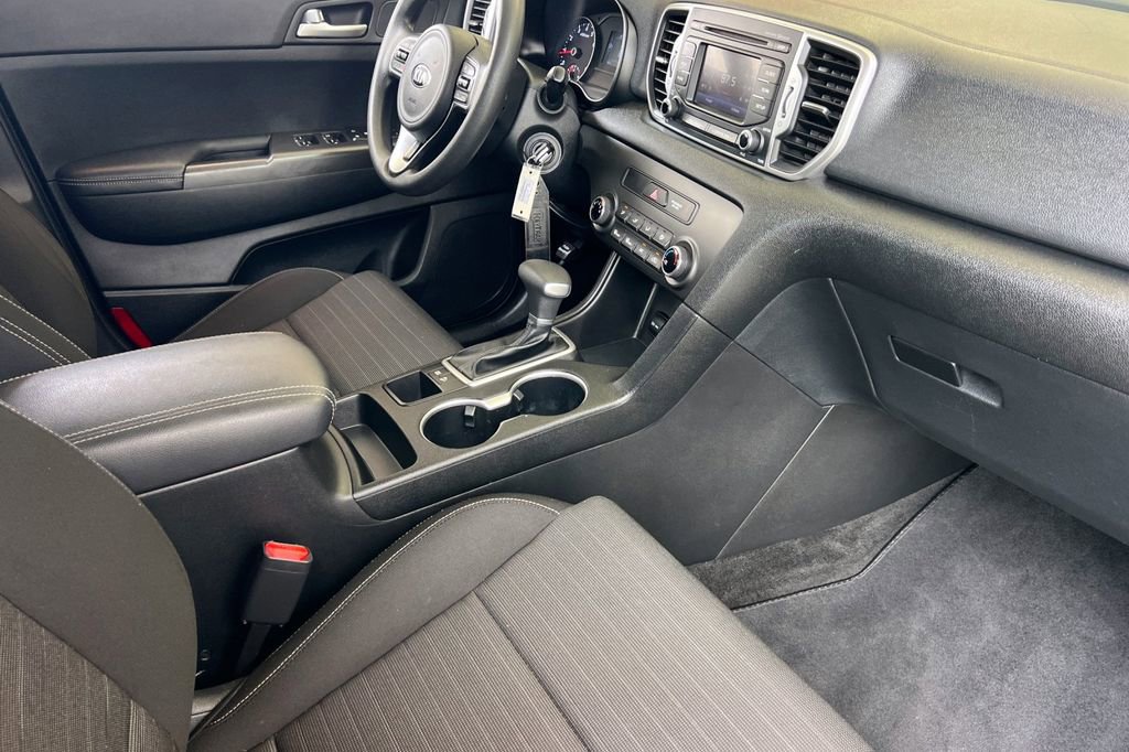 Used 2018 Kia Sportage LX FWD image 18