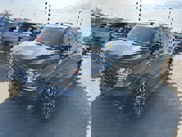 Used 2018 Chevrolet Tahoe Premier image 2