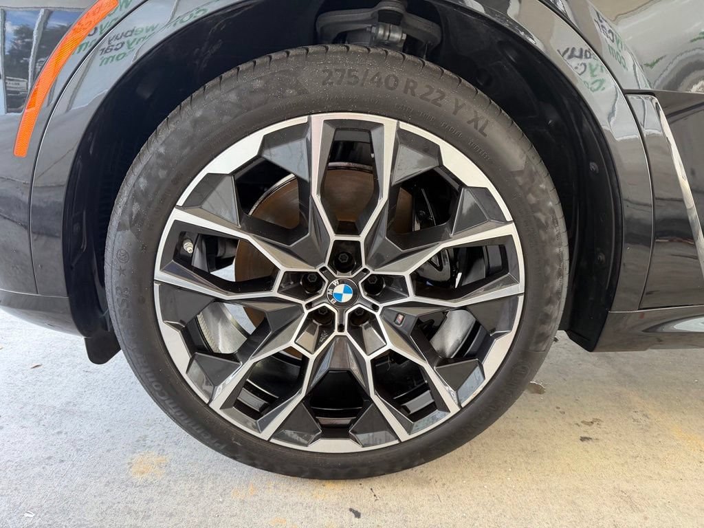 Used 2026 BMW X7 M60i AWD/4WD image 16