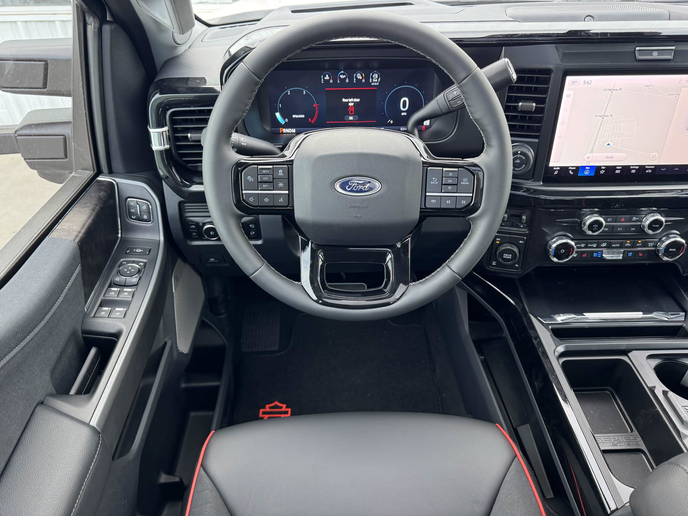 New 2026 Ford F250 Lariat w/ Black Appearance Package AWD/4WD image 20