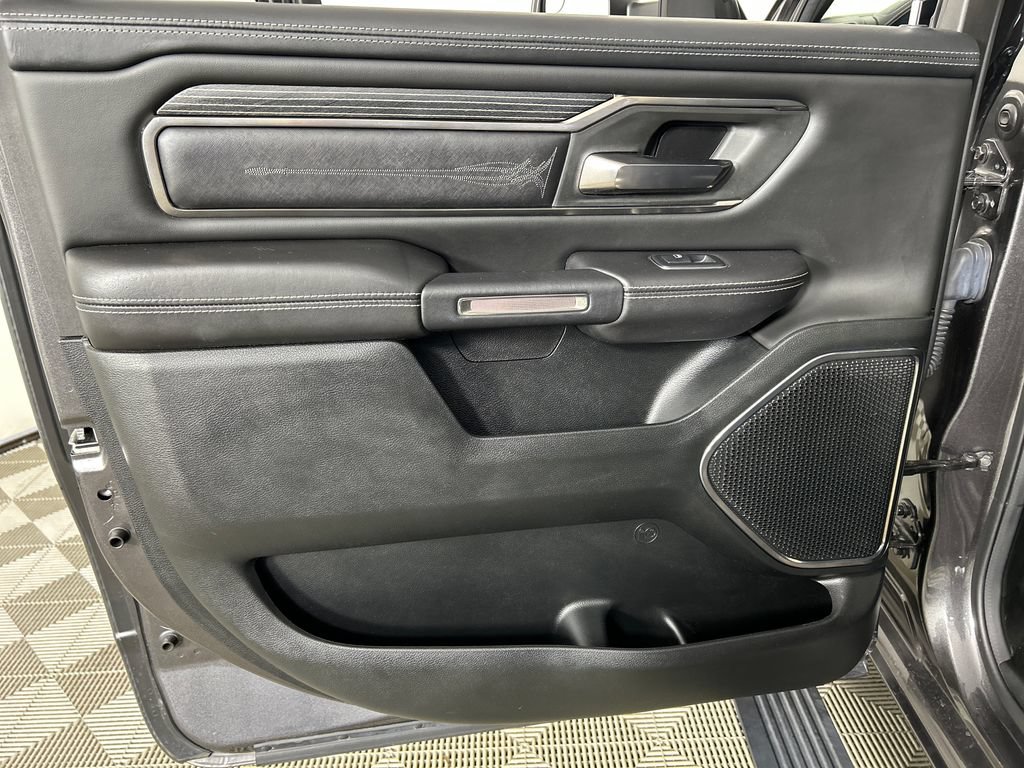 Used 2020 RAM 1500 Limited w/ Advanced Safety Group AWD/4WD image 17