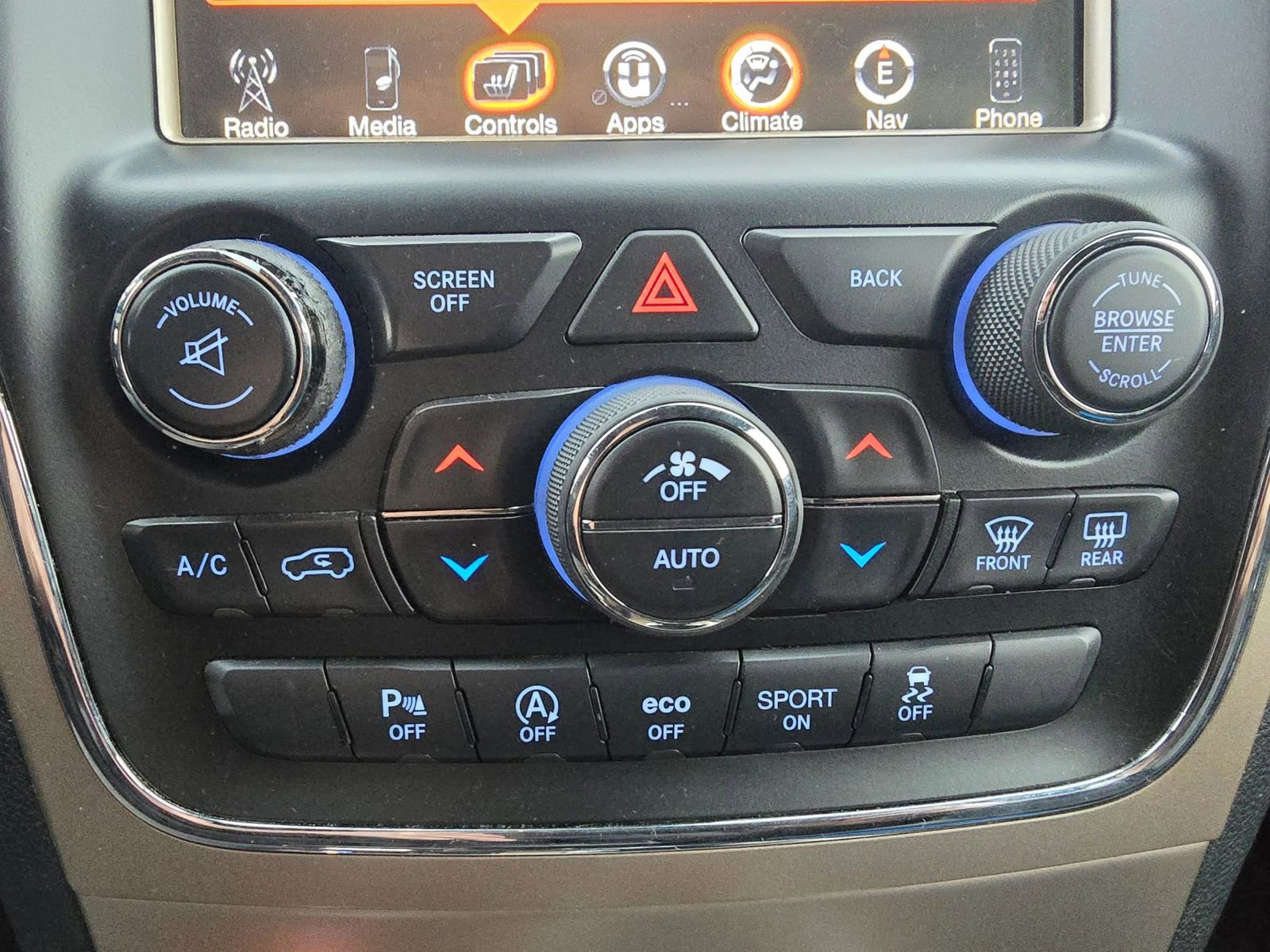 Used 2017 Jeep Grand Cherokee Limited AWD/4WD image 16