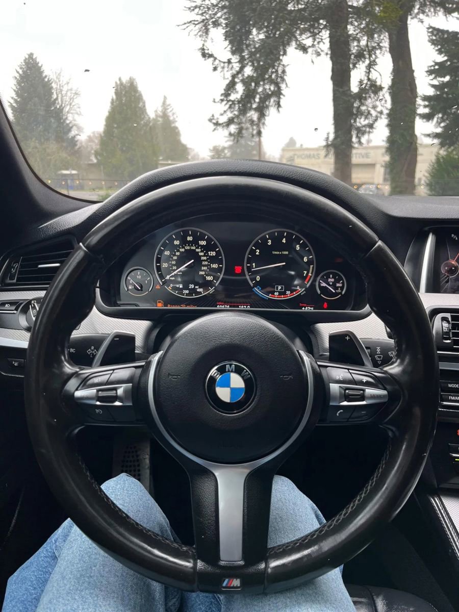 Used 2016 BMW 528i Sedan w/ M Sport image 13