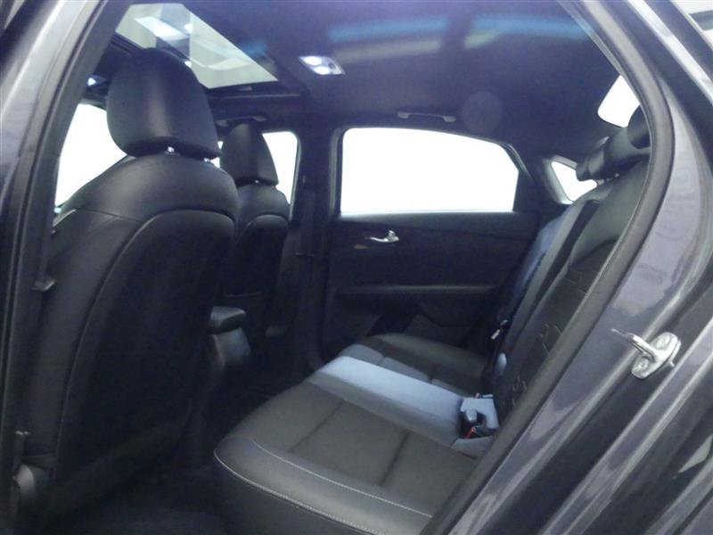Used 2024 Kia Forte GT-Line w/ GT-Line Premium Package FWD image 23