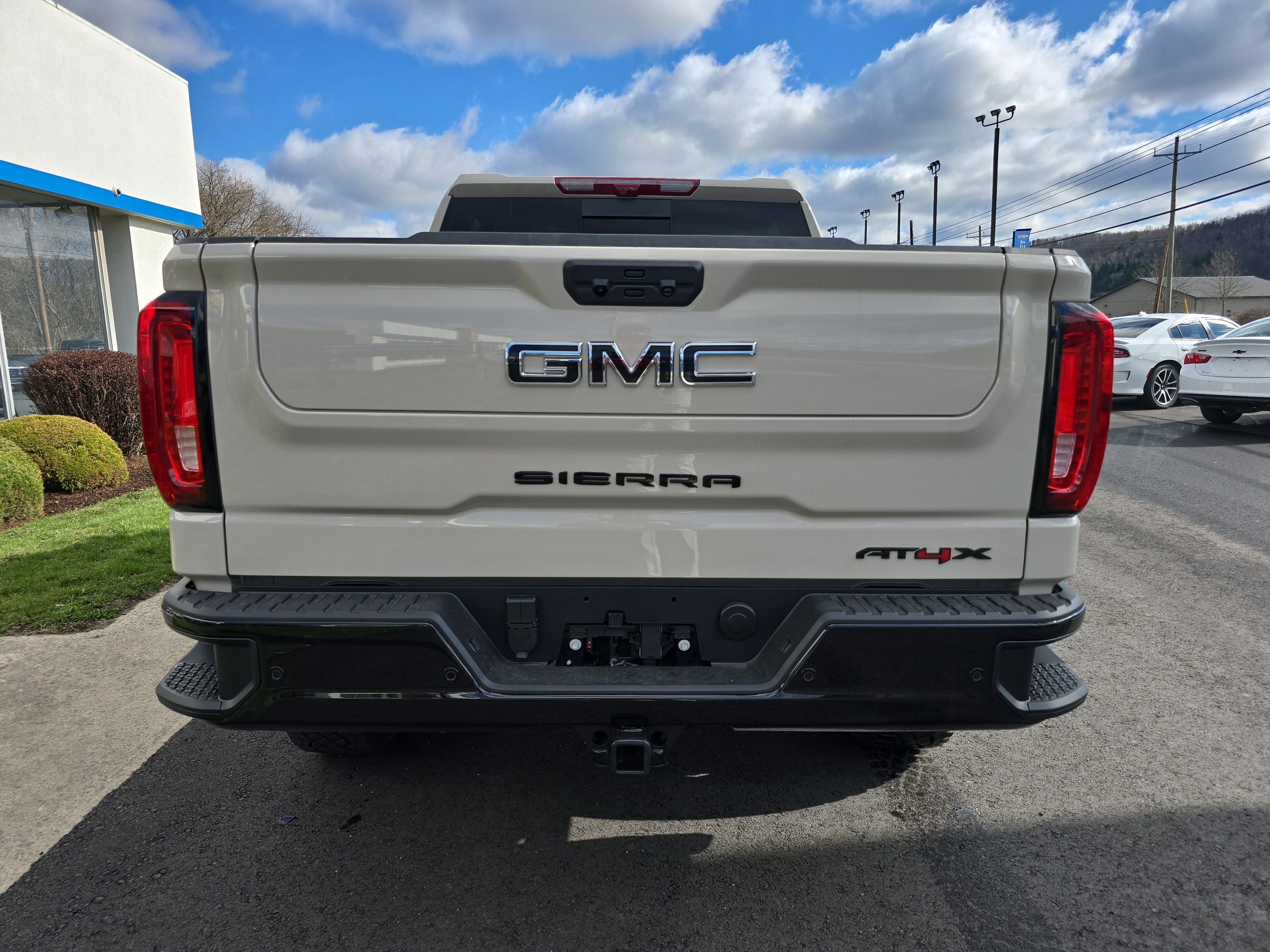 New 2026 GMC Sierra 1500 AT4X w/ LPO, Black Badging Package AWD/4WD video 4