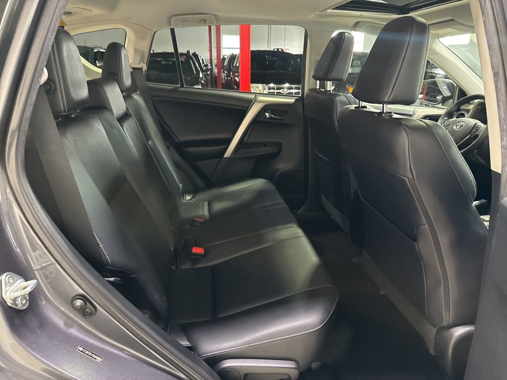 Used 2013 Toyota RAV4 Limited image 39