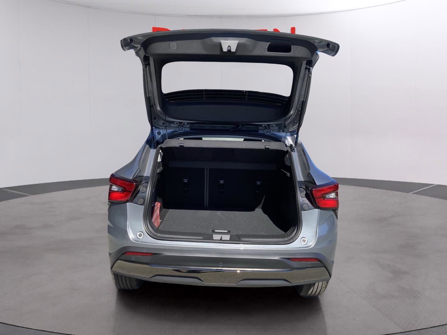 New 2026 Chevrolet Trax ACTIV w/ Driver Confidence Package image 13