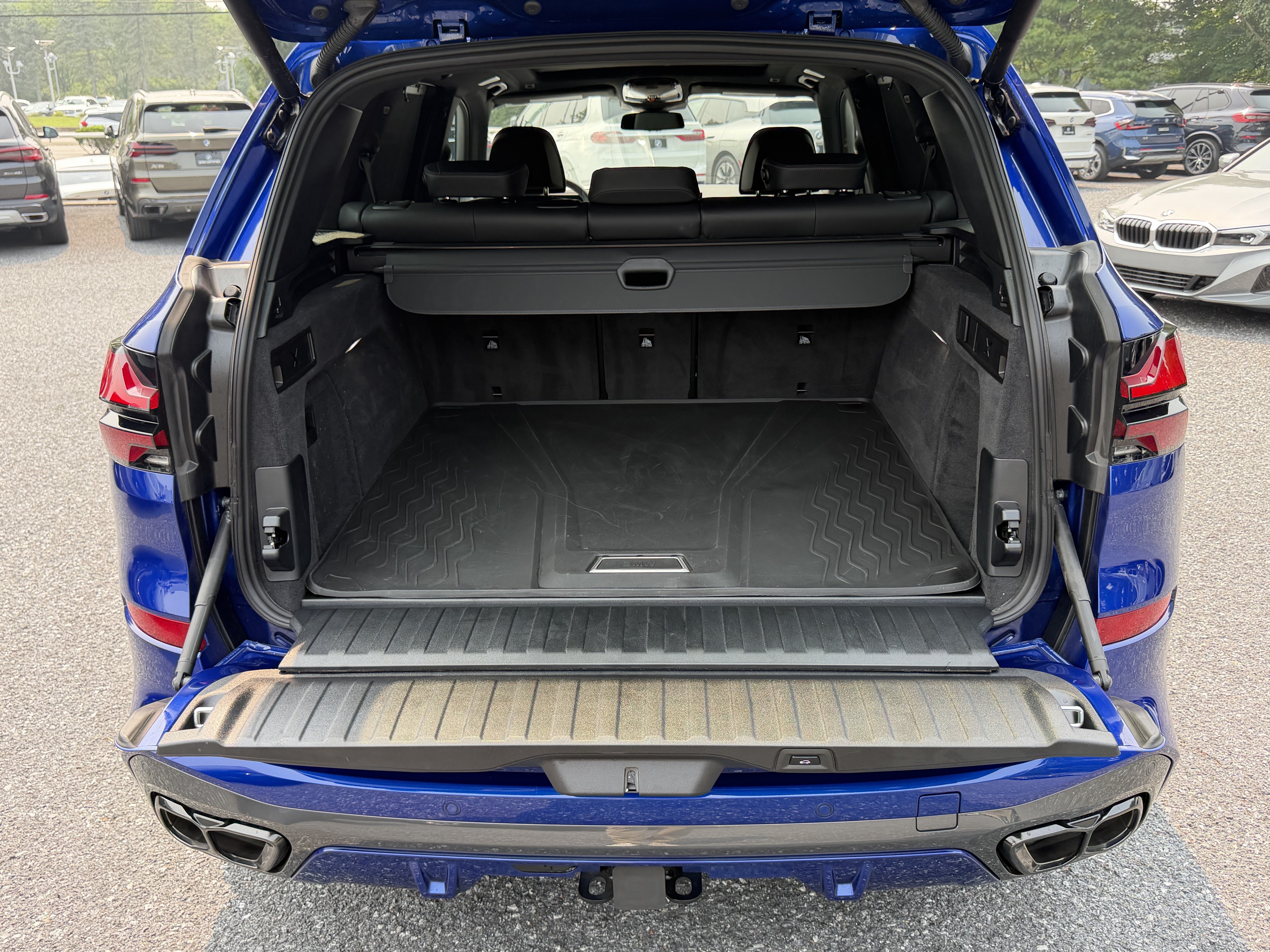 Used 2026 BMW X5 M60i AWD/4WD image 7