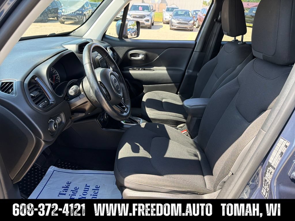 Used 2020 Jeep Renegade Altitude AWD/4WD image 22