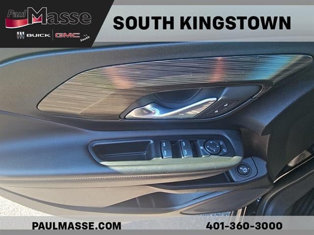 Used 2023 GMC Terrain SLE w/ Driver Convenience Package AWD/4WD image 10