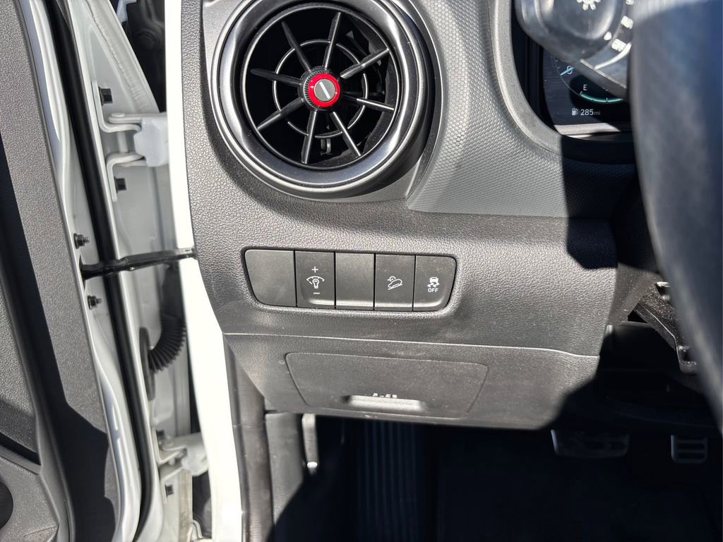 Used 2023 Hyundai Kona N Line image 35