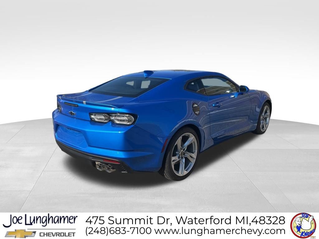 Used 2024 Chevrolet Camaro LT w/ RS Package image 3