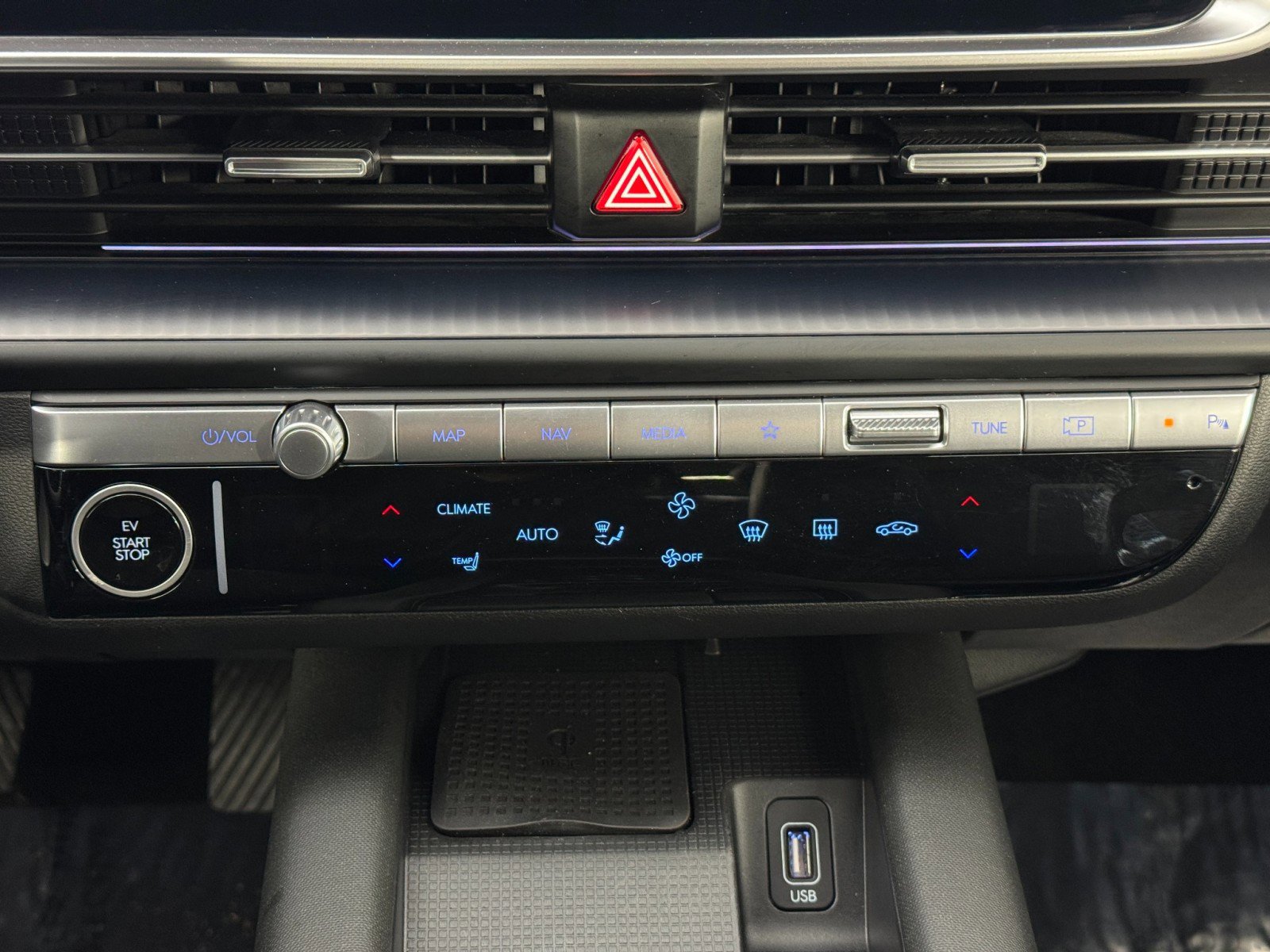 Used 2023 Hyundai Ioniq 6 SEL image 27