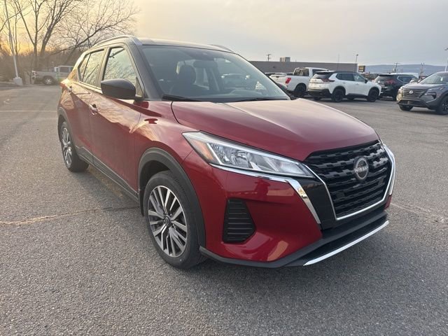 Certified 2023 Nissan Kicks SV image 3