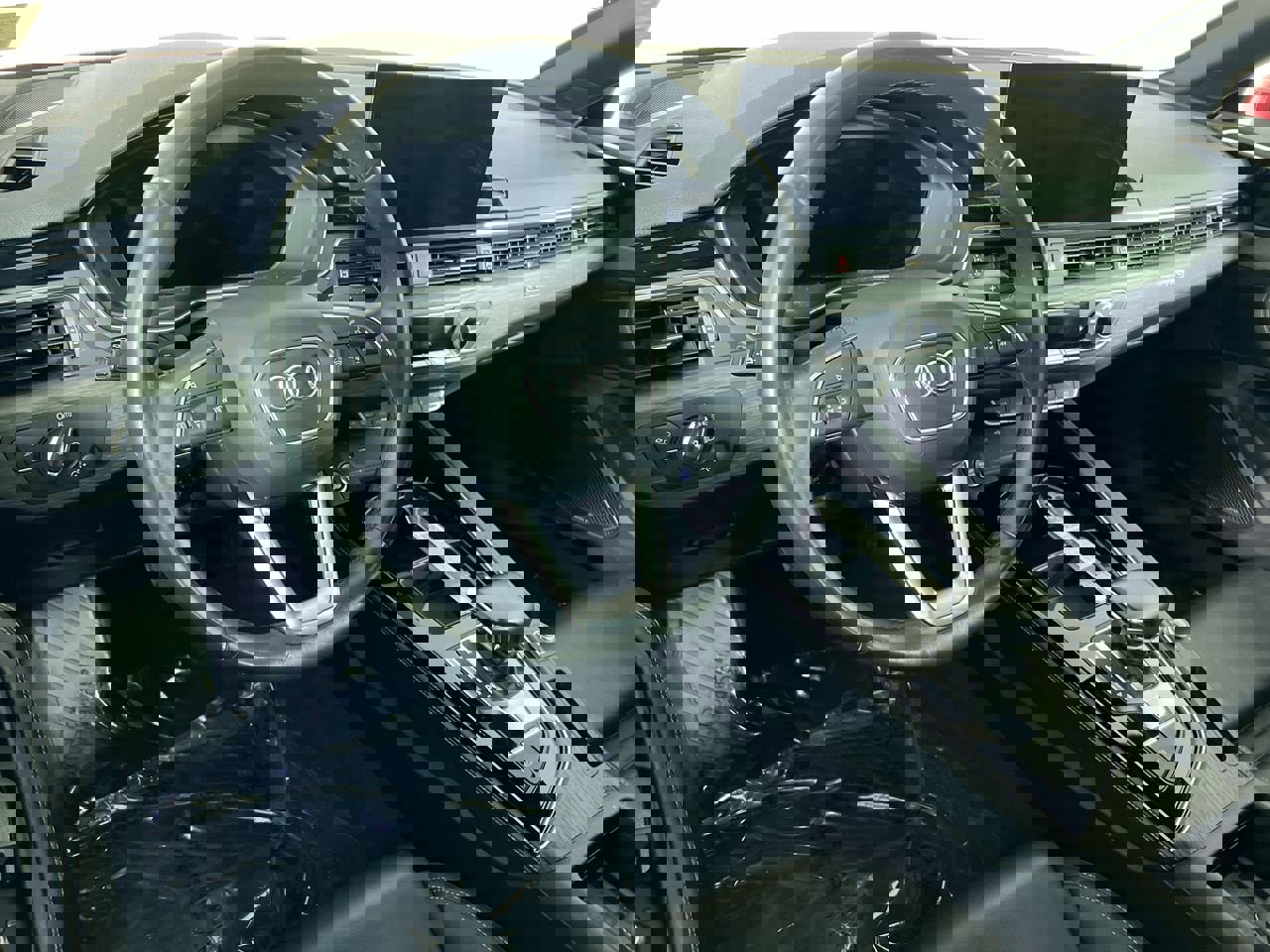 Used 2023 Audi A4 2.0T Premium Plus image 28