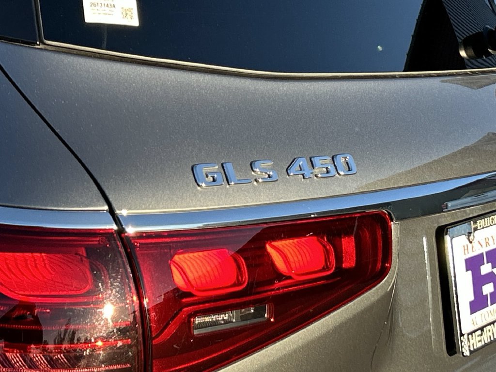 Used 2024 Mercedes-Benz GLS 450 4MATIC image 33