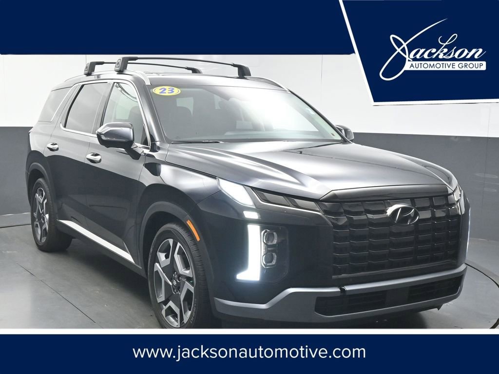 Used 2023 Hyundai Palisade SEL image 1
