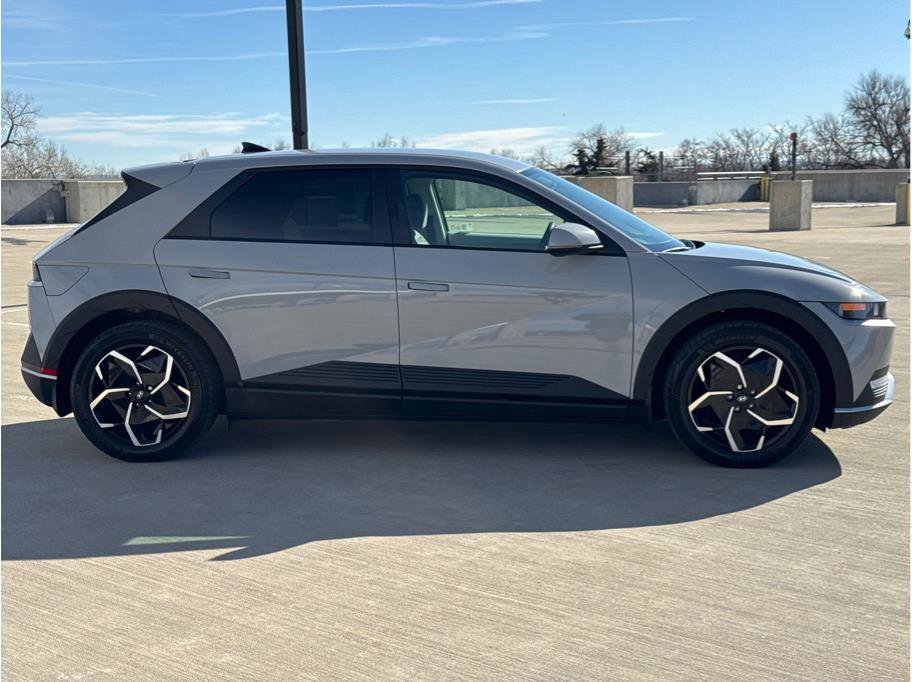 Used 2024 Hyundai Ioniq 5 SE AWD/4WD image 9