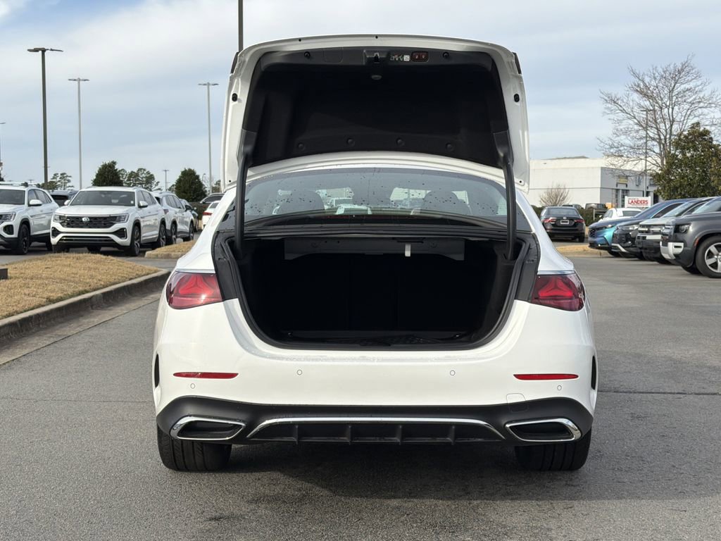 Certified 2025 Mercedes-Benz E 350 4MATIC Sedan image 15