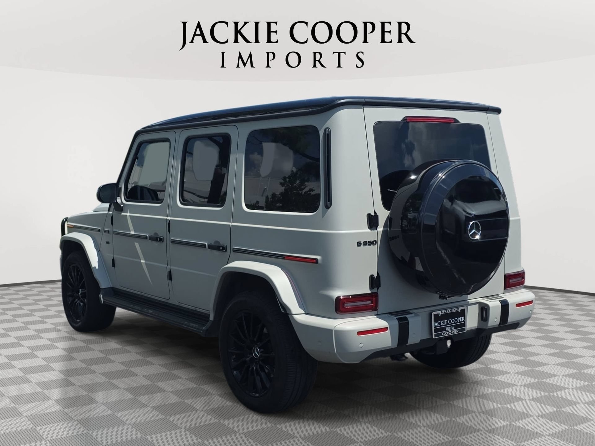 Used 2024 Mercedes-Benz G 550 image 7