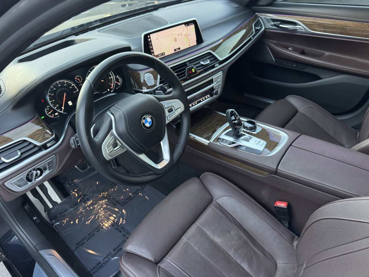 Used 2019 BMW 740i w/ Executive Package image 14