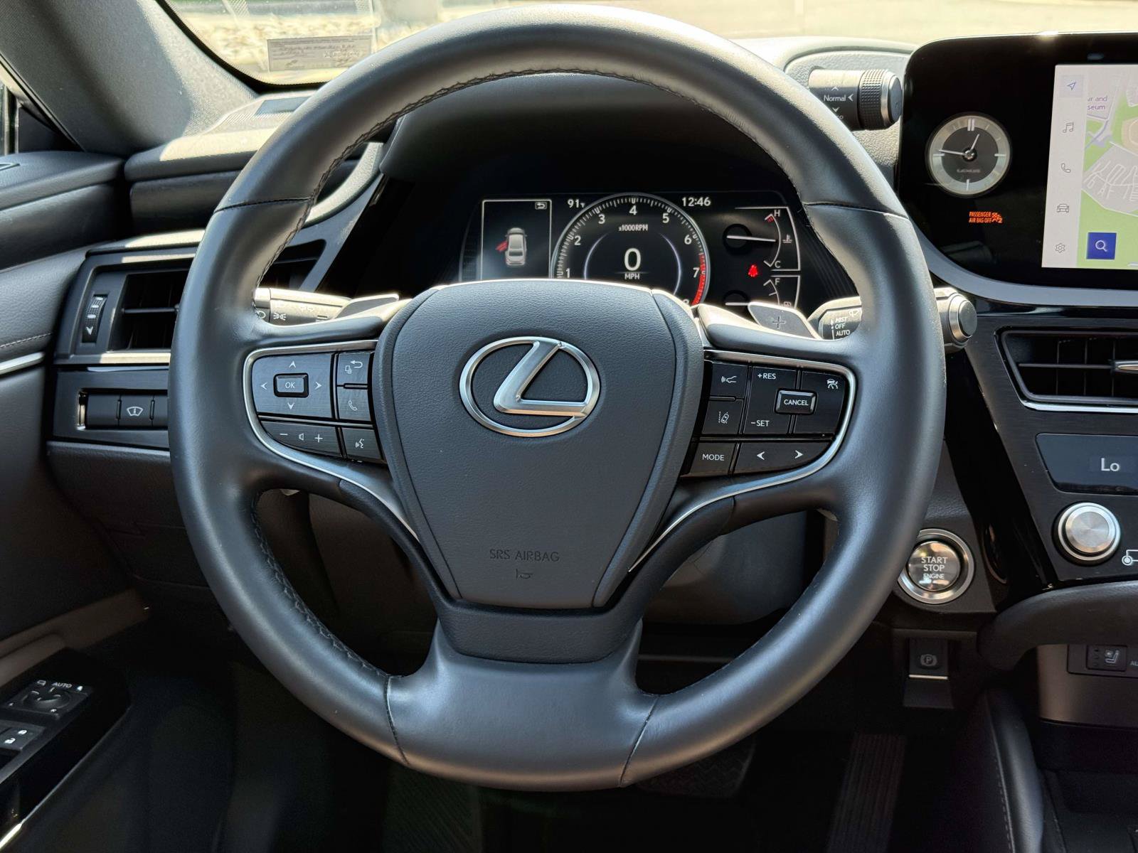 Used 2025 Lexus ES 350 w/ Premium Package FWD image 9