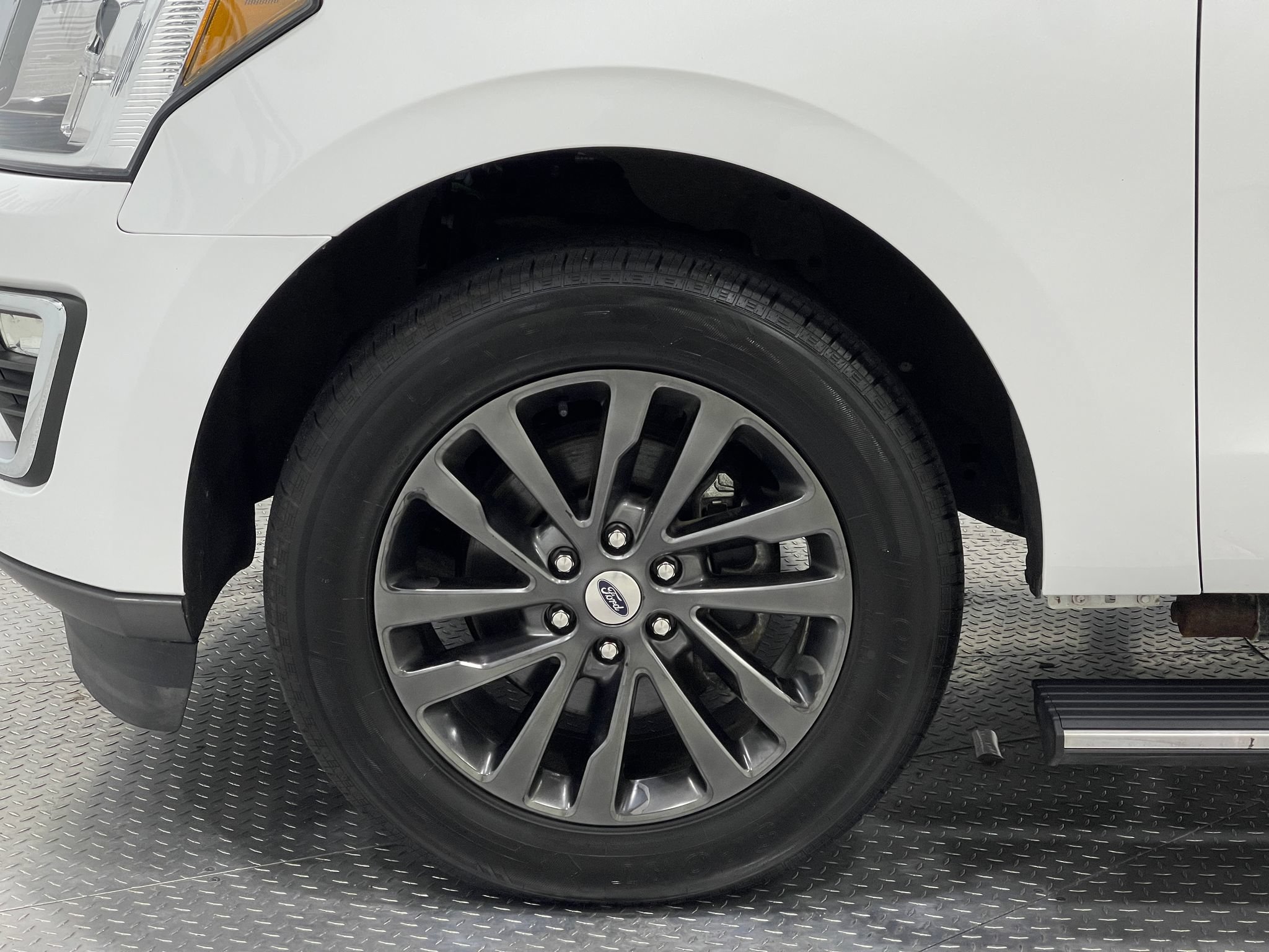 Used 2021 Ford Expedition Max Limited AWD/4WD image 37