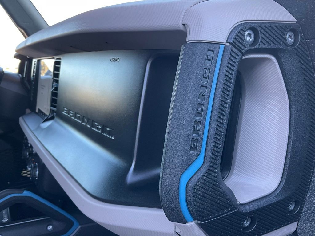 Certified 2023 Ford Bronco Wildtrak AWD/4WD image 47