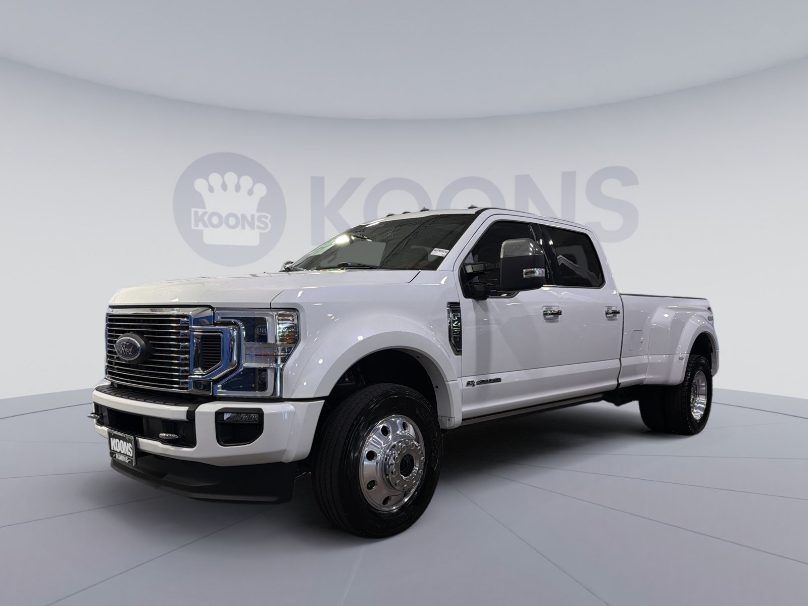 Used 2022 Ford F450 Platinum AWD/4WD image 1