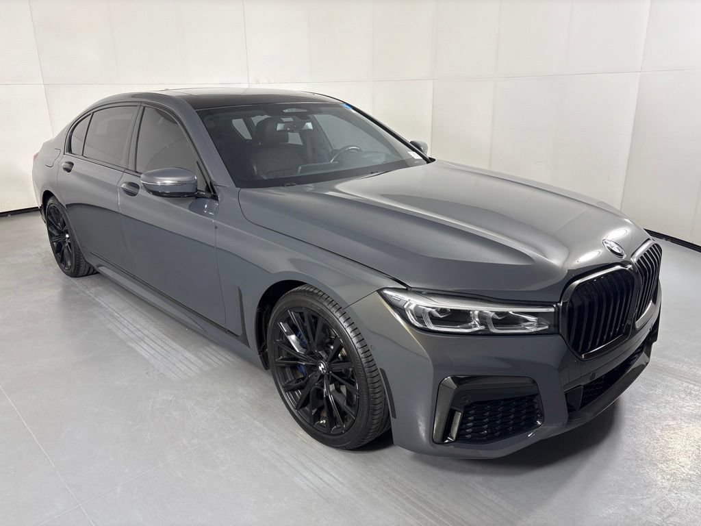 Used 2021 BMW 740i w/ M Sport Package RWD image 2