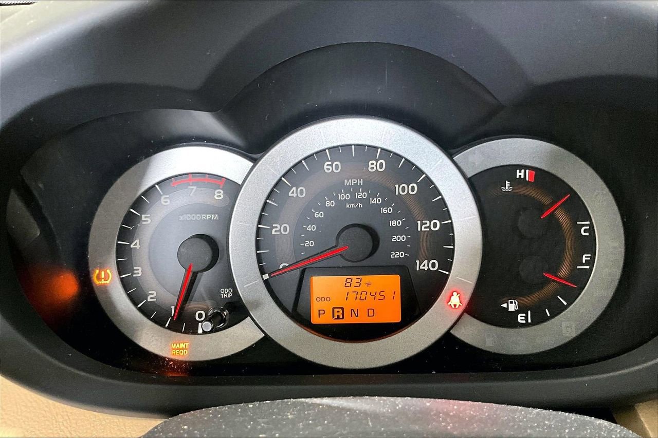 Used 2012 Toyota RAV4 FWD w/ Value Pkg image 18