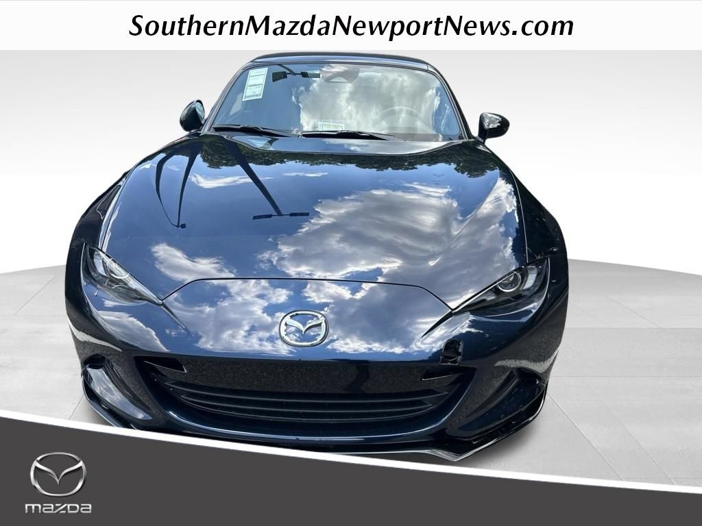 New 2026 MAZDA MX-5 Miata Club w/ Weather Package