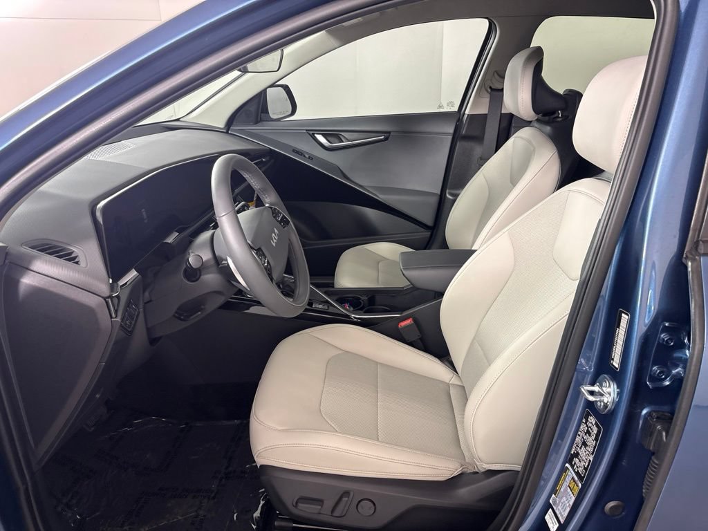 New 2026 Kia Niro EX FWD image 25
