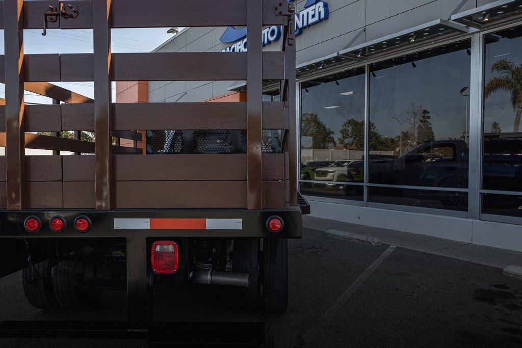 Used 2019 RAM 5500 Tradesman image 13