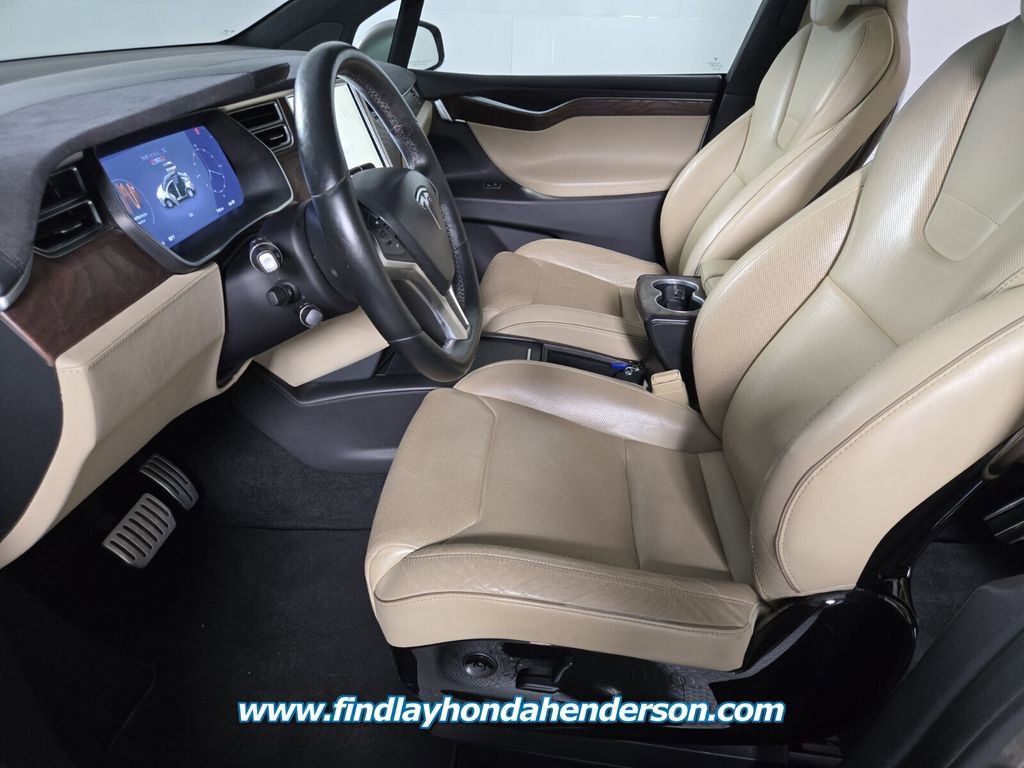 Used 2016 Tesla Model X P90D image 15