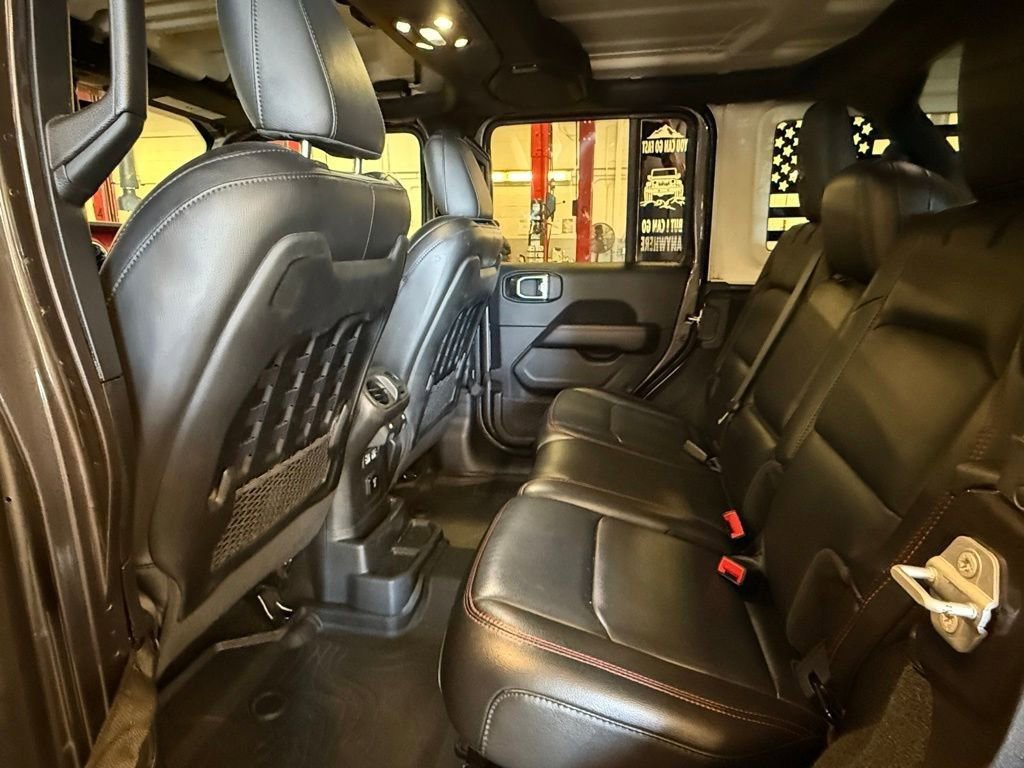 Used 2021 Jeep Wrangler Unlimited Rubicon AWD/4WD image 11