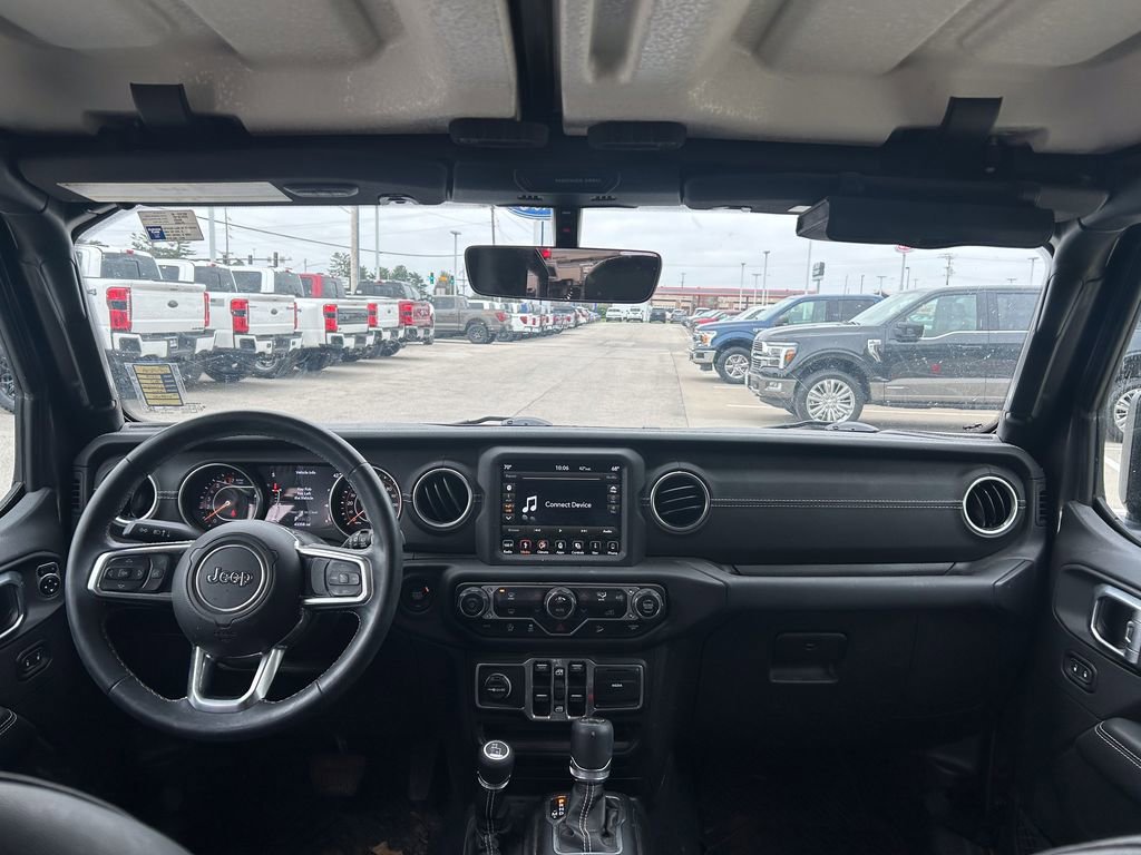 Used 2018 Jeep Wrangler Unlimited Sahara image 26