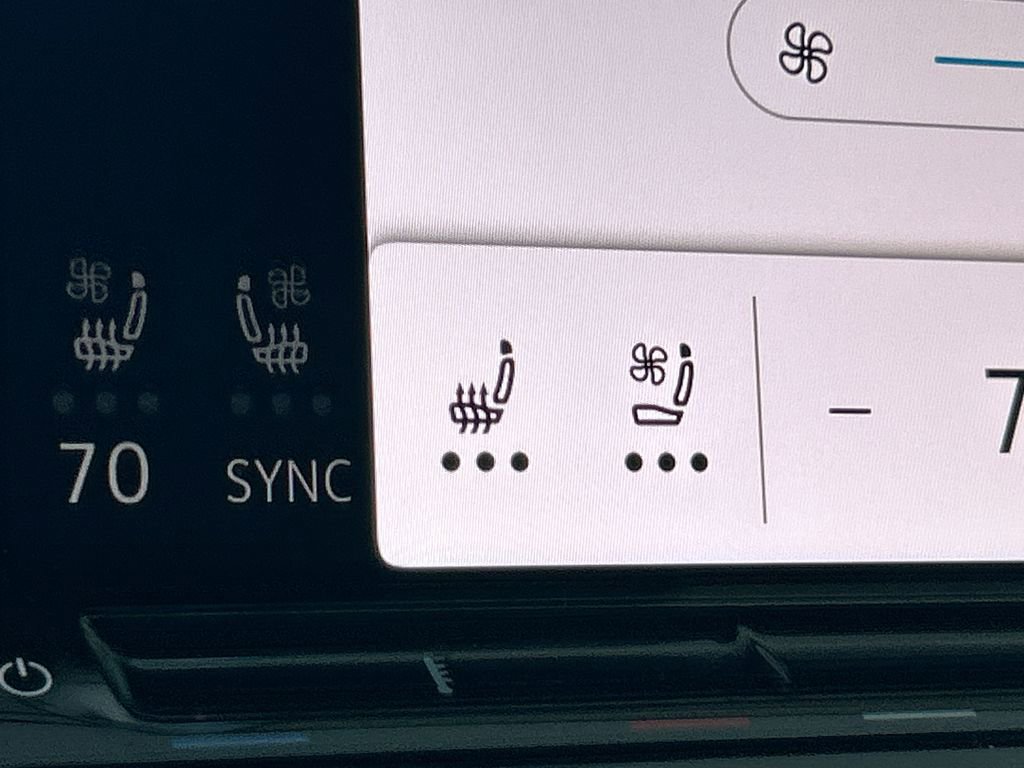 New 2026 Volkswagen Atlas SE image 32