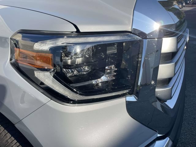 Used 2021 Toyota Tundra Limited w/ Limited Premium Package AWD/4WD image 2