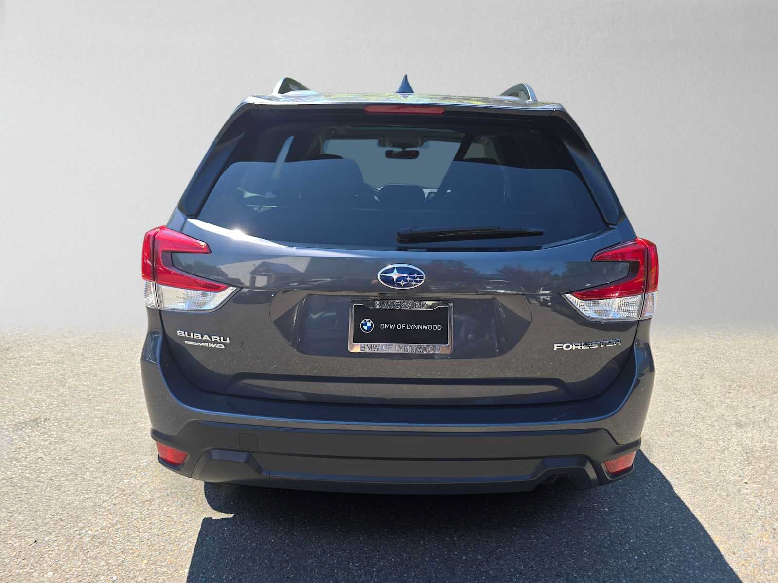 Used 2021 Subaru Forester Premium AWD/4WD image 4