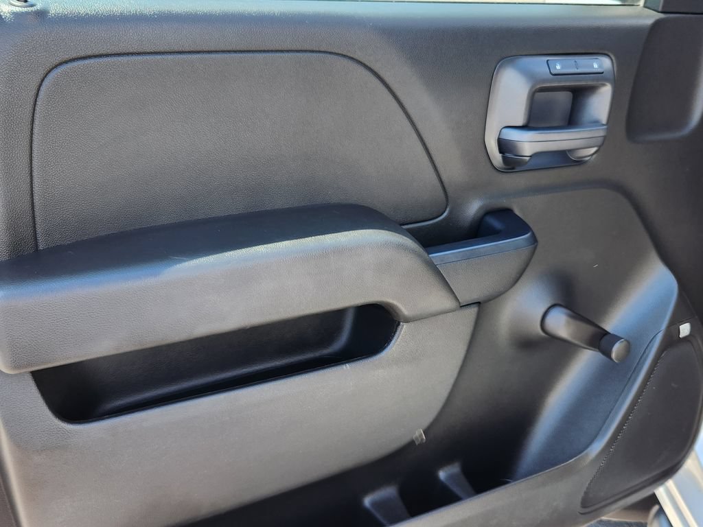 Used 2018 Chevrolet Silverado 1500 W/T RWD image 6