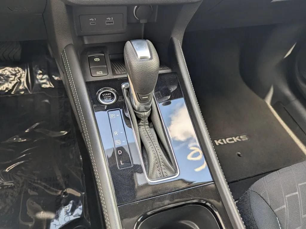 Certified 2024 Nissan Kicks SV FWD image 26