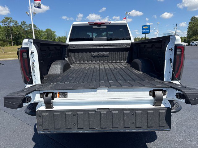 New 2026 GMC Sierra 2500 AT4 AWD/4WD image 18