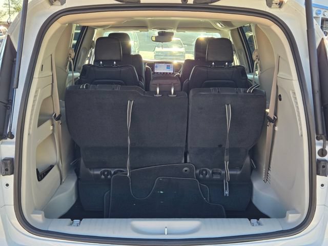 Used 2022 Chrysler Pacifica Touring-L FWD image 20