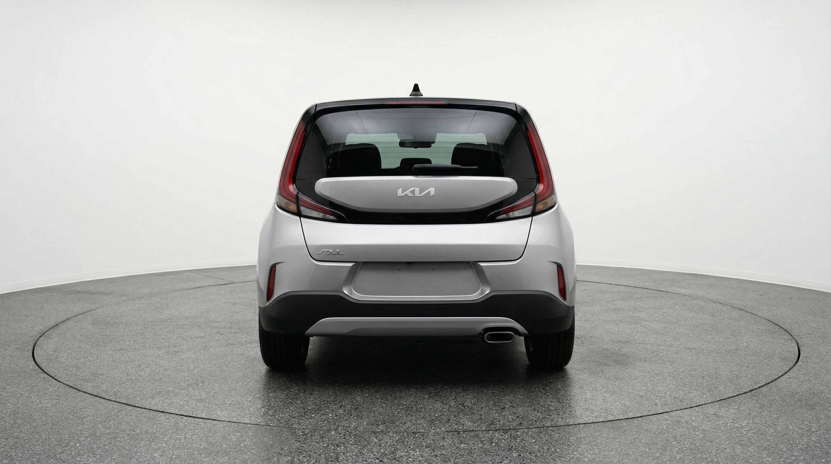 Used 2025 Kia Soul FWD image 7