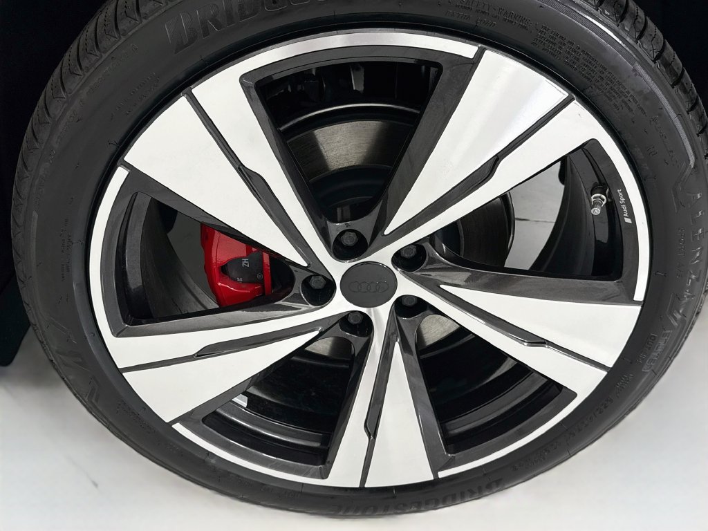 New 2026 Audi SQ5 Premium Plus AWD/4WD image 30