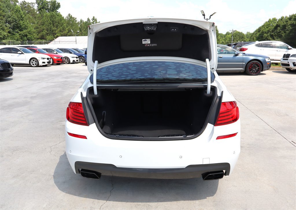 Used 2015 BMW 550i Sedan RWD image 36