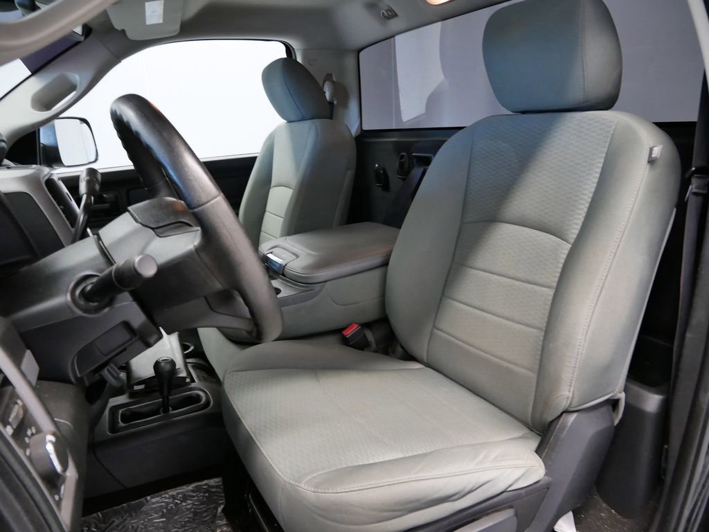 Used 2014 RAM 2500 Tradesman w/ Chrome Appearance Group image 21