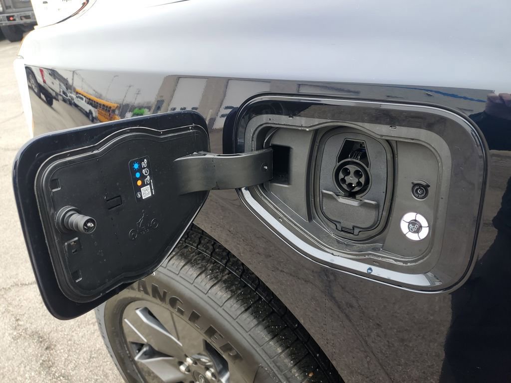 New 2025 Ford F150 Lightning Flash image 16